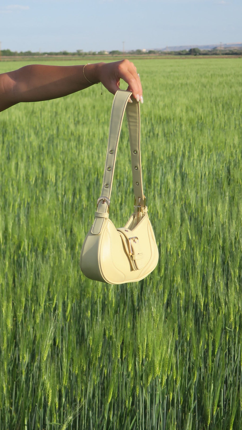 Buttercup Shoulder Purse