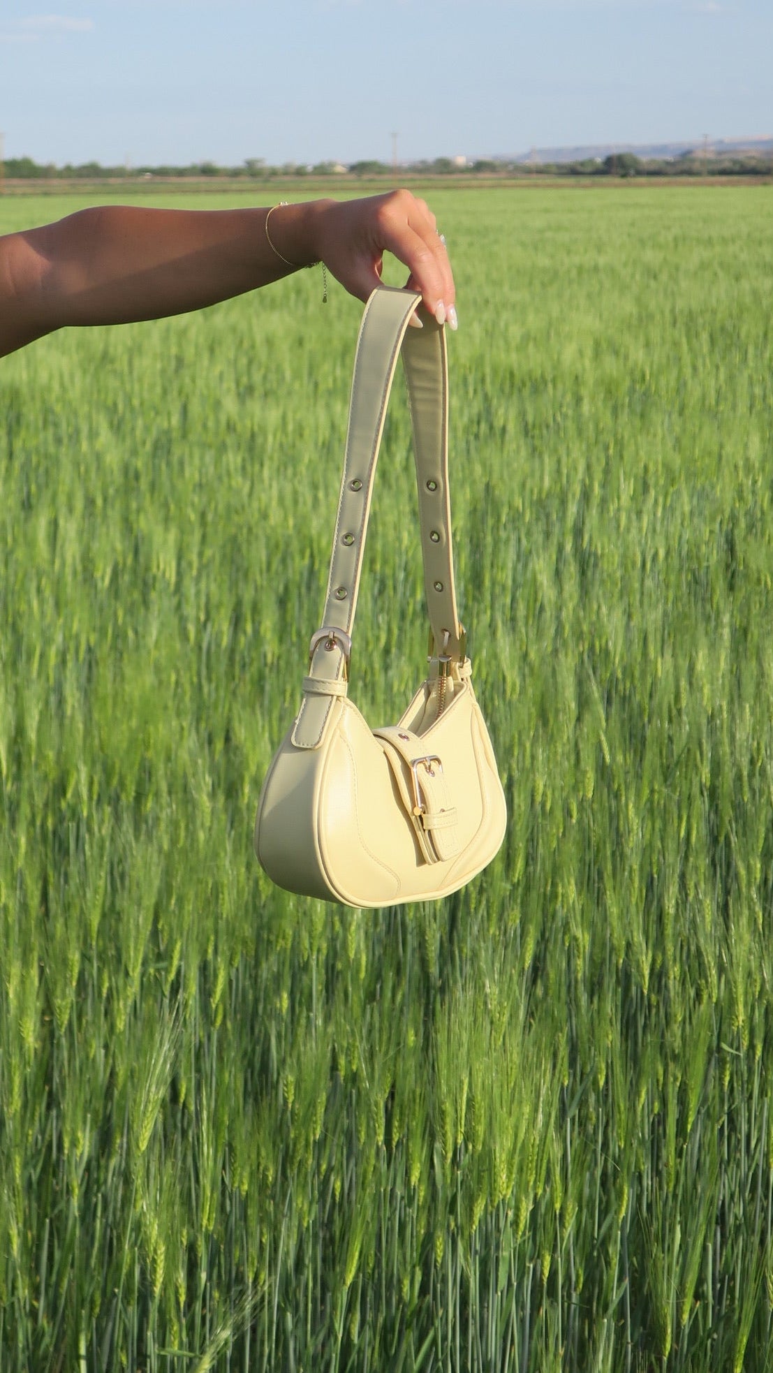 Buttercup Shoulder Purse